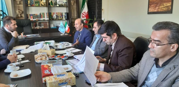 جلسه شورای پژوهش استان در دفتر دکتر مازندرانی سرپرست دانشگاه فرهنگیان تشکیل شد. 2