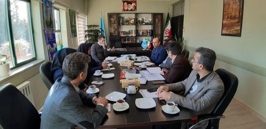 جلسه شورای پژوهش استان در دفتر دکتر مازندرانی سرپرست دانشگاه فرهنگیان تشکیل شد. 3