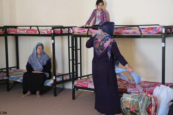 اسکان خانواده های سیل زده در دانشگاه فرهنگیان استان گلستان 4