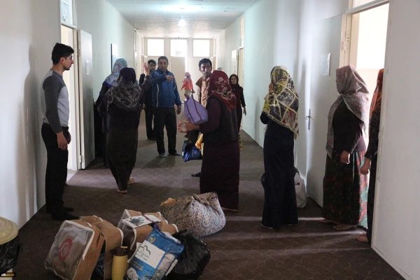 اسکان خانواده های سیل زده در دانشگاه فرهنگیان استان گلستان 3