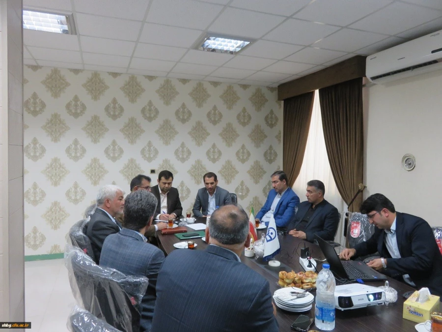 جلسه هم اندیشی با حضور سرپرست دانشگاه فرهنگیان و نماینده گنبد در مجلس شورای اسلامی  5