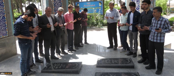 مراسم غبار روبی مزار شهدای گمنام در راستای گرامیداشت روز مقاومت و پیروزی و حماسه فتح خرمشهر در واحد دانشگاهی شهید بهشتی گنبد برگزار شد 2