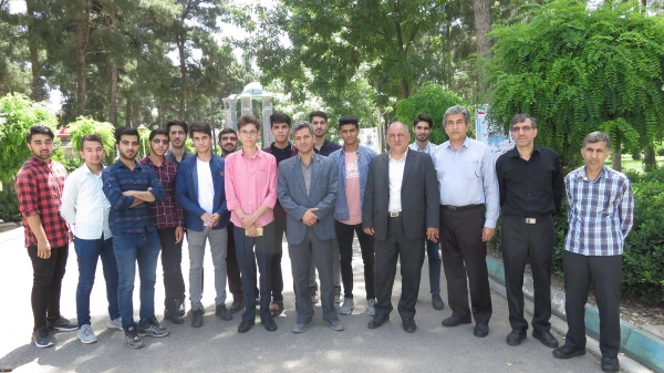 مراسم غبار روبی مزار شهدای گمنام در راستای گرامیداشت روز مقاومت و پیروزی و حماسه فتح خرمشهر در واحد دانشگاهی شهید بهشتی گنبد برگزار شد 4