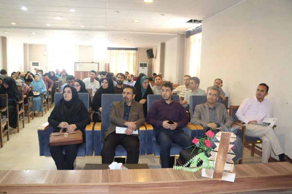 نشست هم اندیشی و توجیهی دوره های حضوری و غیرحضوری مهارت آموزان پردیس آیت الله خامنه ای (ورودی 97) برگزار شد. 3