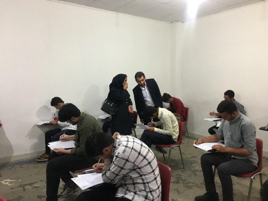 بازدید دکتر مازندرانی سرپرست دانشگاه فرهنگیان گلستان از امتحانات پایان ترم دانشجویان پردیس آیت الله خامنه ای گرگان 6