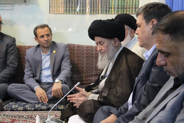 دیدار اعضای هیئت رئیسه و مدیران استانی دانشگاه فرهنگیان سراسر کشور با مرجع تقلید جهان تشییع حضرت آیت الله العظمی علوی گرگانی 4