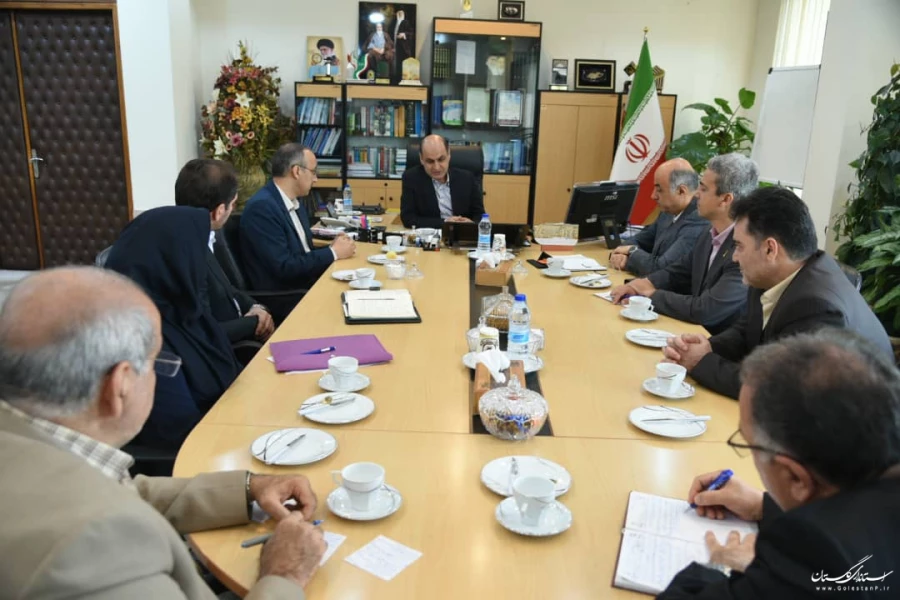 استاندار گلستان در دیدار با روسای دانشگاه های استان؛ دانشگاه ها باید در توسعه استان نقش اساسی ایفا کنند
 2