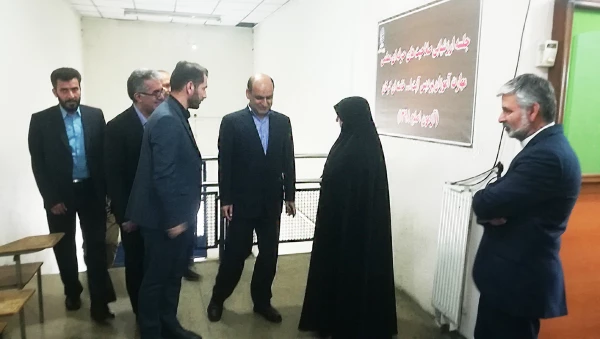 بازدید استاندار گلستان از حوزه امتحانی آزمون ارزشیابی صلاحیت های حرفه ای معلمی مهارت آموزان ماده 28  3