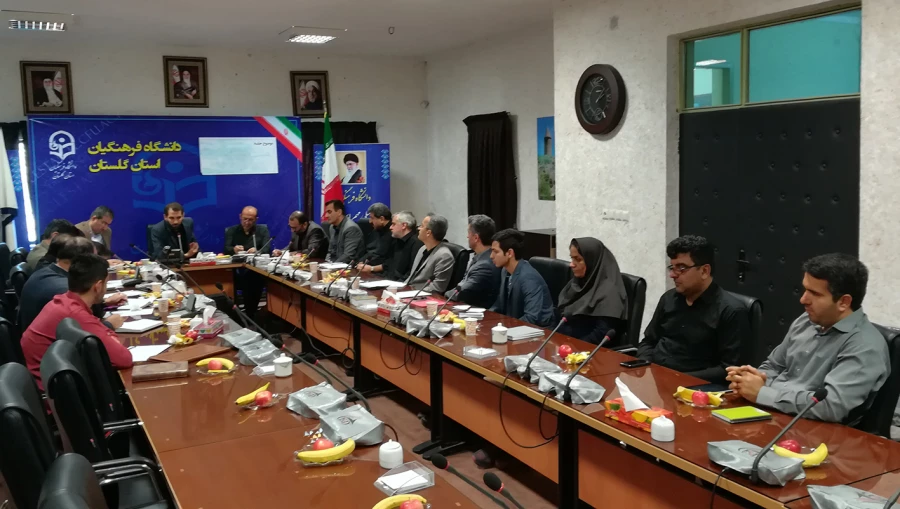 تربیت نیروی متعهد و توجه ویژه به برنامه های فرهنگی از الویت های دانشگاه فرهنگیان می باشد. 3