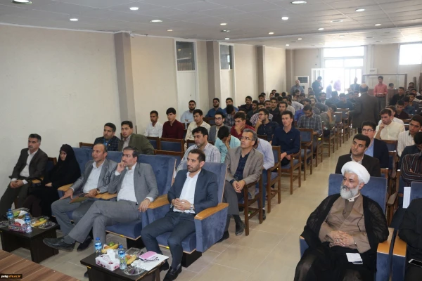 دانشجومعلمان عزیز باید نسبت به وظایف و مأموریت های خطیر خود آگاه و حساس باشند. 9