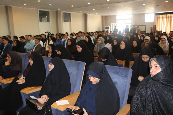 کرسی ترویجی عرضه و نقد ایده علمی عملیاتی سازی طراحی آموزشی با رویکرد سازنده گرایی در برنامه درسی دانشگاه فرهنگیان برگزارشد 3