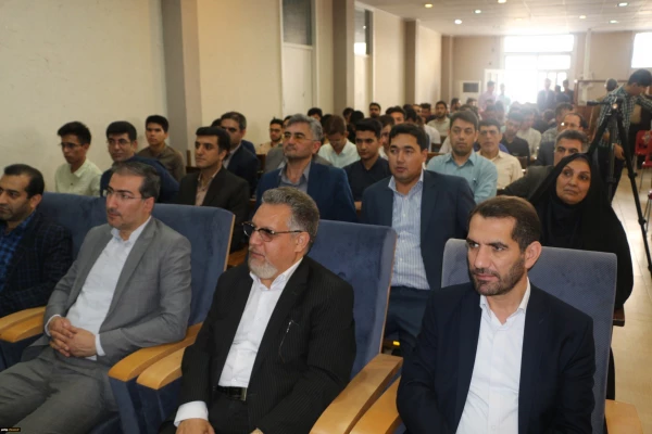 کرسی ترویجی عرضه و نقد ایده علمی عملیاتی سازی طراحی آموزشی با رویکرد سازنده گرایی در برنامه درسی دانشگاه فرهنگیان برگزارشد 5