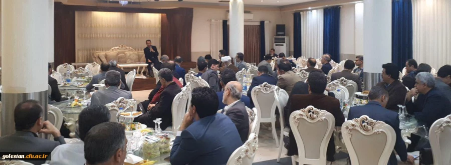 در سند تحول بنیادین تنها مسیر تربیت معلم را دانشگاه فرهنگیان قرار داده اند این وظیفه سنگین دانشگاه را نشان می دهد 2