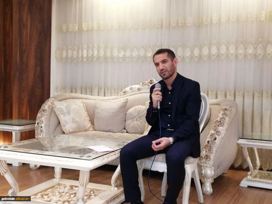 در سند تحول بنیادین تنها مسیر تربیت معلم را دانشگاه فرهنگیان قرار داده اند این وظیفه سنگین دانشگاه را نشان می دهد 5