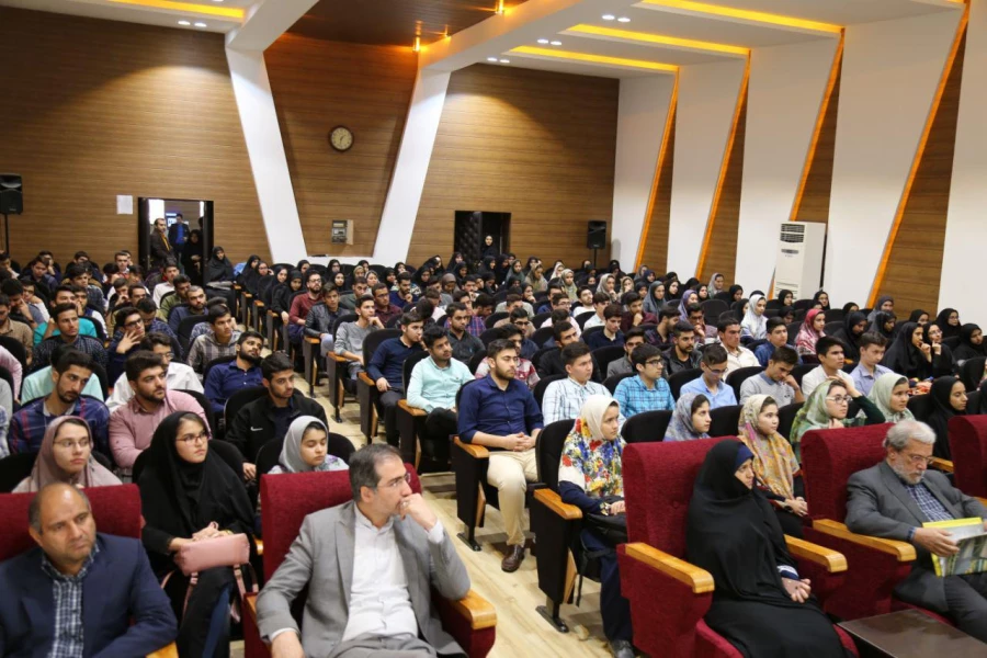 دشمن با تمرکز بر گسل های فرهنگی، دینی و قومیتی باعث اختلافات بین مردم و ملل می شوند 4