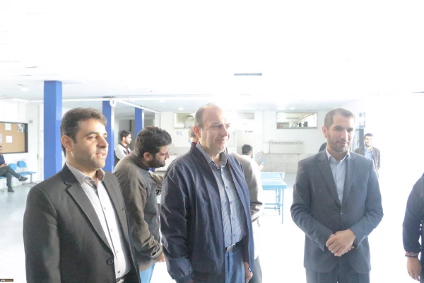 بازدید دکتر اسماعیل اولی، مدیرکل پشتیبانی و تولید علم بومی سازمان مرکزی و دکتر مازندرانی، سرپرست دانشگاه فرهنگیان استان گلستان از محل برگزاری انتخابات انجمن های علمی پردیس آیت الله خامنه ای 5