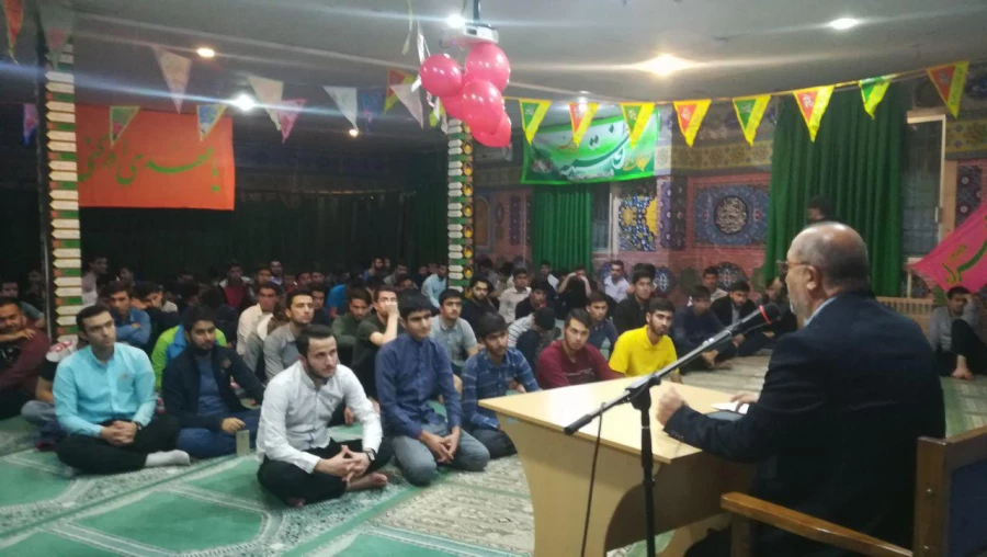 زندگی پیامبر شناسنامه دین اسلام و شناسنامه عملیاتی اسلام است. 10