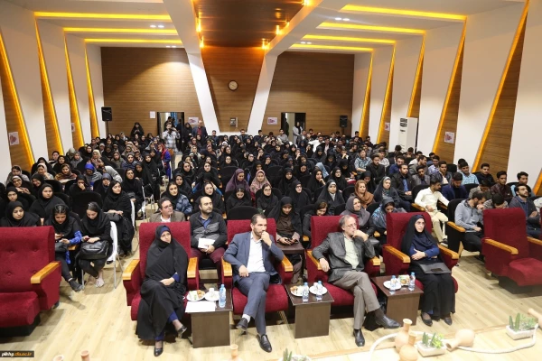 جشنواره ملی شعر دانشجویی جهاد دانشگاهی در پردیس امام خمینی (ره) گرگان برگزار شد. 3