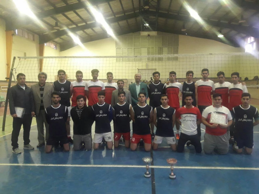 تیم والیبال پردیس آیت الله خامنه ای گرگان عنوان نایب قهرمانی مسابقات دانشگاه ها و موسسات آموزش عالی استان را کسب کرد 7