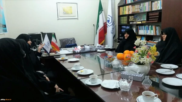 دیدار سرپرست پردیس امام خمینی (ره)گرگان با مدیر حوزه علمیه خواهران استان گلستان 2