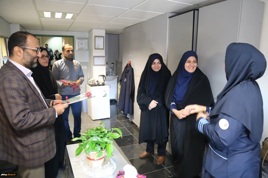 دیدار سرپرست پردیس امام خمینی (ره)گرگان با پرستاران بیمارستان فلسفی 2