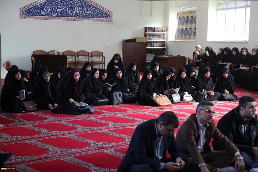 مراسم گرامیداشت شهادت سپهبد حاج قاسم سلیمانی در پردیس امام خمینی (ره) گرگان
 2