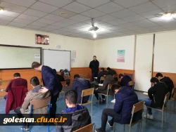 بازدید دکتر مازندرانی از جلسه امتحانات پایان نیمسال اول سال تحصیلی 99-98 پردیس آیت الله خامنه ای 5