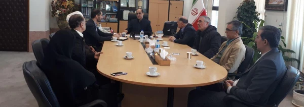 توجه به دانشگاه فرهنگیان، توجه به تعلیم و تربیت است.  2