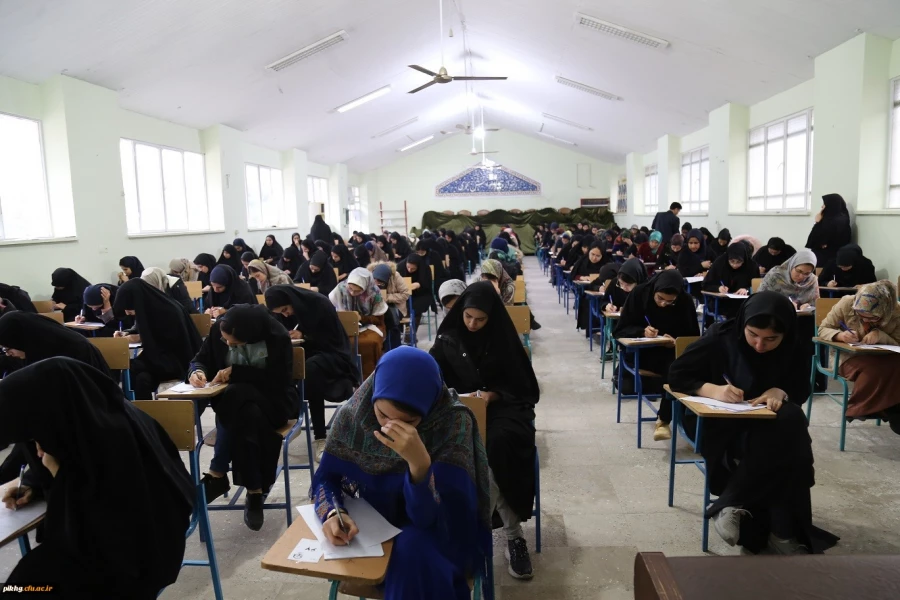 بازدید سرپرست دانشگاه فرهنگیان استان گلستان از حوزه امتحانی پایان ترم پردیس امام خمینی (ره)گرگان 3