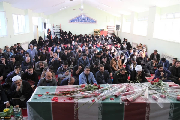 مراسم استقبال از پیکر مطهر شهید گمنام دفاع مقدس در پردیس امام خمینی (ره)گرگان 5