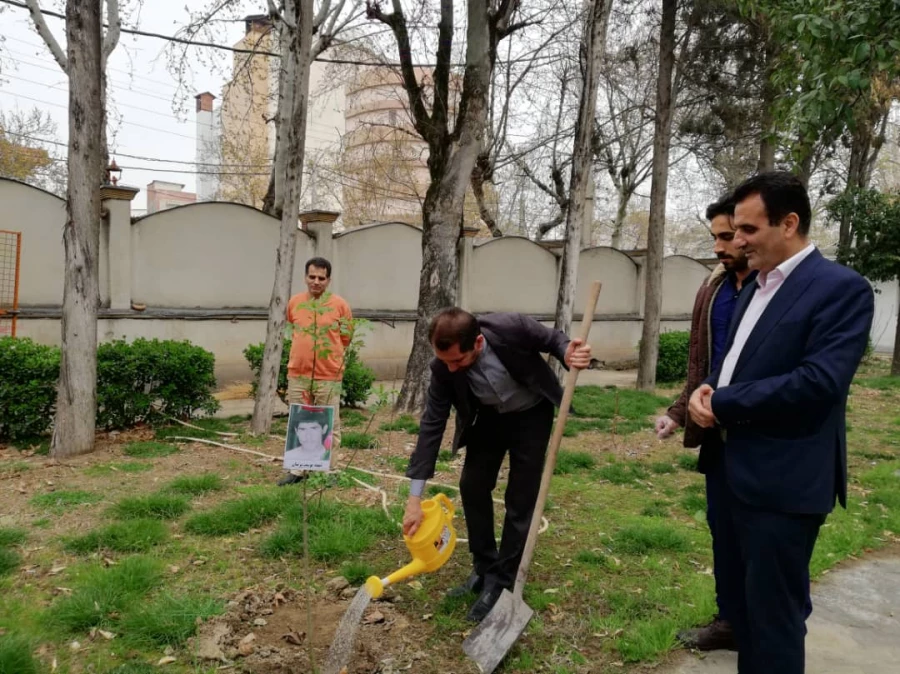 مراسم روز بزرگداشت شهدا در پردیس امام خمینی(ره) گرگان برگزار شد 3