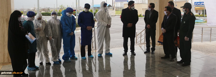 دکتر مازندرانی سرپرست دانشگاه فرهنگیان گلستان با حضور در بیمارستان شهدای بندرگز از کادر درمان تقدیر به عمل آورد. 2