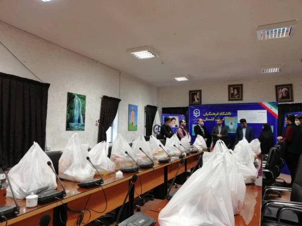 اهدا بسته های مواد غذایی به نیازمندان در شهر گرگان  3