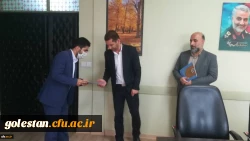 روابط عمومی ها ویترین دستگاه های اجرایی هستند
 2