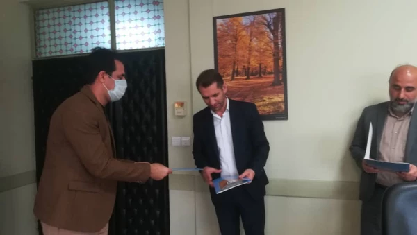 روابط عمومی ها ویترین دستگاه های اجرایی هستند  6