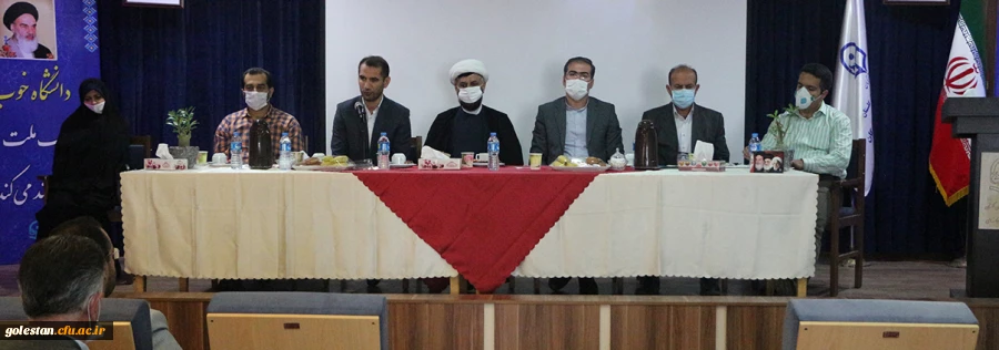 اولین جلسه شورای اداری دانشگاه با رعایت پرتکل های بهداشتی برگزار شد.
 2