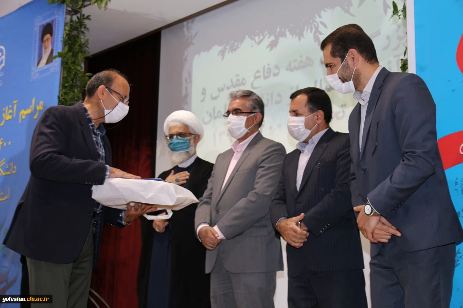 مهمترین و ارزشمندترین محصول معلمان، دانش آموزان هستند 11