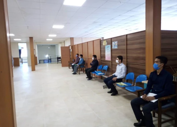 بازدید معاون اداره کل آموزش و پرورش استان از حوزه های برگزاری مصاحبه پذیرفته شدگان چندبرابر ظرفیت پردیس آیت الله خامنه ای گرگان(پسران) 4