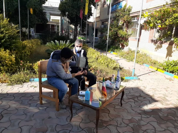 گفتگو با دانشجو معلم مبتکر آقای حسین مصطفی لو سازنده دستگاه ضد عفونی کننده هوشمند برای دست  3