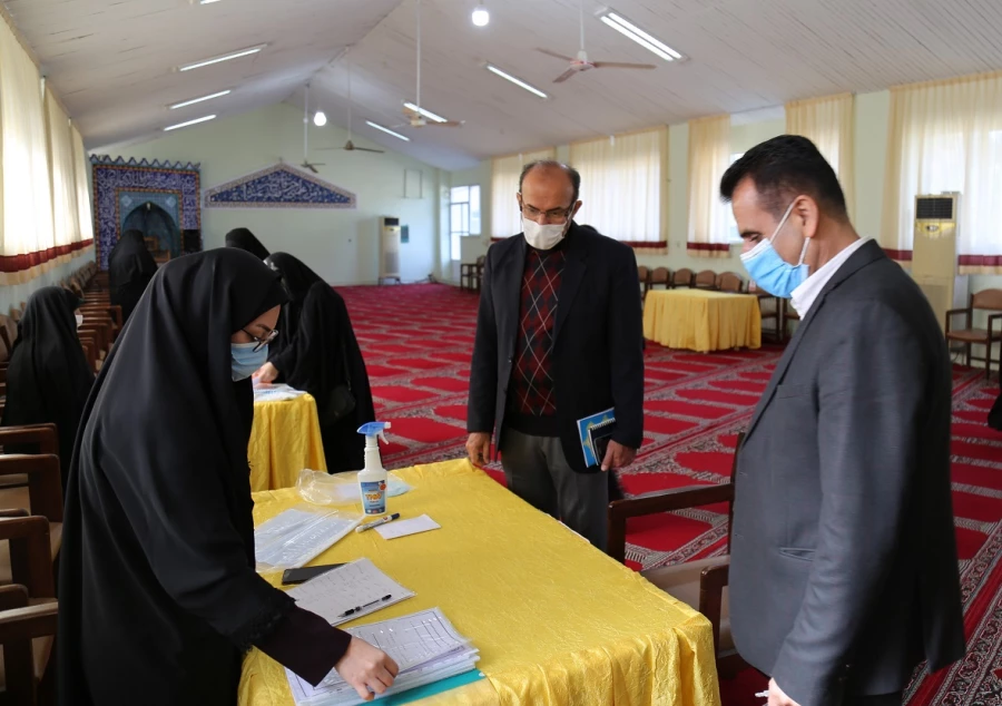 بازدید سرپرست مدیریت امور پردیس های استان گلستان از روند ثبت نام دانشجو معلمان جدیدالورود سال تحصیلی 1400-1399 از پردیس امام خمینی (ره) گرگان 2
