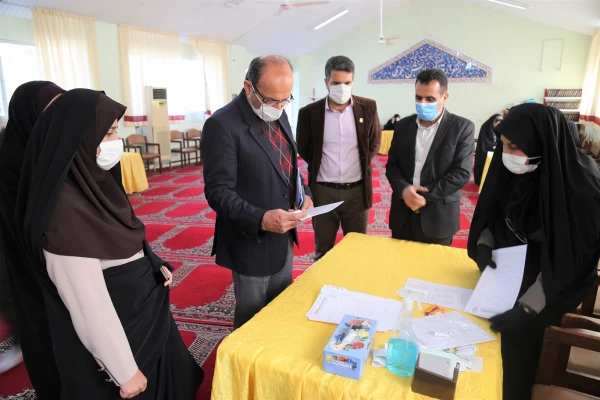 بازدید سرپرست مدیریت امور پردیس های استان گلستان از روند ثبت نام دانشجو معلمان جدیدالورود سال تحصیلی 1400-1399 از پردیس امام خمینی (ره) گرگان 2