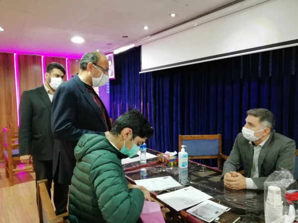 بازدید سرپرست مدیریت امور پردیس های استان گلستان از روند ثبت نام دانشجو معلمان جدیدالورود سال تحصیلی 1400-1399 از پردیس امام خمینی (ره) گرگان
 2