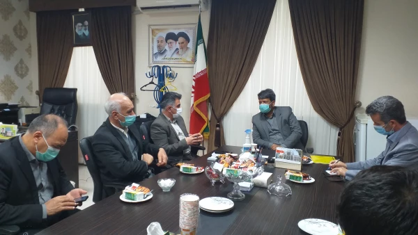 گفتگوی صمیمی سرپرست محترم واحد شهید بهشتی گنبد کاووس و اعضای بسیج دانشجویی دانشگاه با دکتر شادمهر نماینده منتخب مردم این شهر در مجلس شورای اسلامی  3