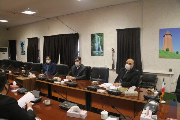 به اولویت ها و ضرورت ها در فعالیت های آموزشی، پژوهشی و فرهنگی توجه کرده، موانع و محدودیت ها را جدی بگیرید 3