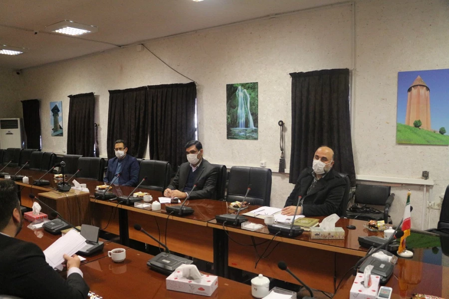 به اولویت ها و ضرورت ها در فعالیت های آموزشی، پژوهشی و فرهنگی توجه کرده، موانع و محدودیت ها را جدی بگیرید 3