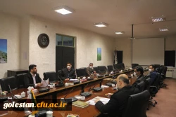 به اولویت ها و ضرورت ها در فعالیت های آموزشی، پژوهشی و فرهنگی توجه کرده، موانع و محدودیت ها را جدی بگیرید 4