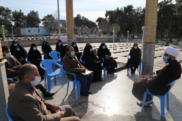 غبارروبی ،عطر افشانی و زیارت مزار گلزار شهدای گمنام در امامزاده عبدالله گرگان. 9