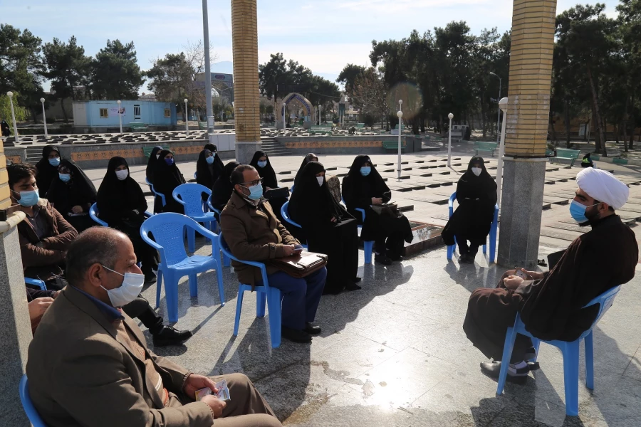 غبارروبی ،عطر افشانی و زیارت مزار گلزار شهدای گمنام در امامزاده عبدالله گرگان. 10