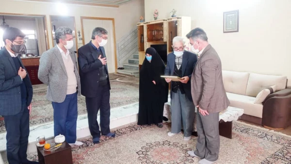 دیدار سرپرست محترم واحد دانشگاهی شهید بهشتی گنبد کاووس و کارشناسان فرهنگی این واحد دانشگاهی با خانواده شهید دانشجو معلم امیر بیگدلی  4