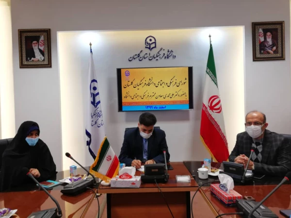 عملیاتی نمودن بیانیه گام دوم انقلاب مهمترین برنامه راهبردی دانشگاه فرهنگیان می باشد 4